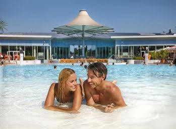Therme Laa - & Silent Hotel