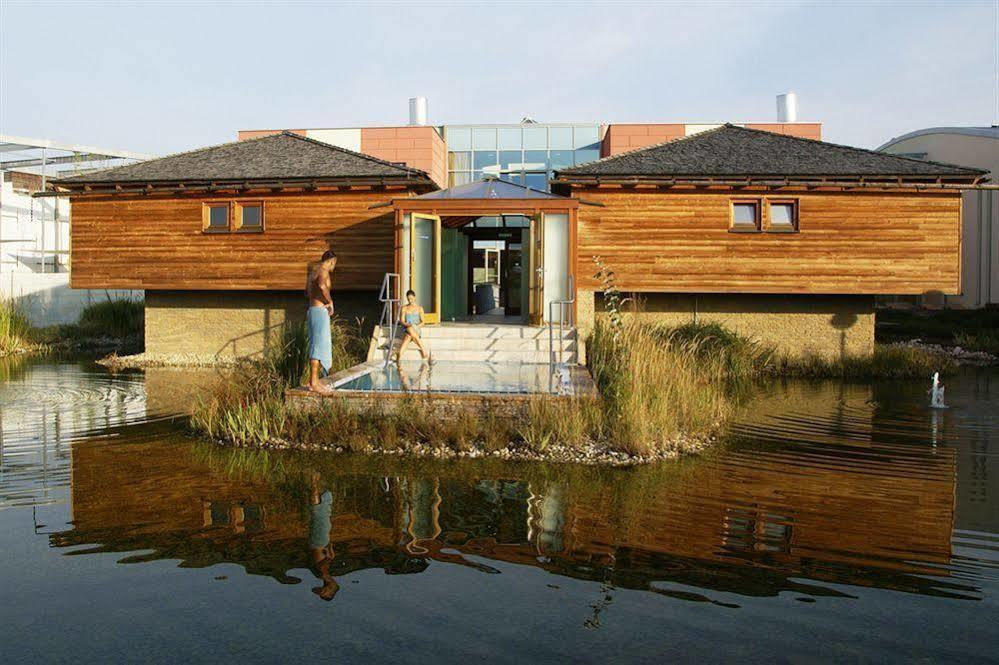 Therme Laa - & Silent Hotel