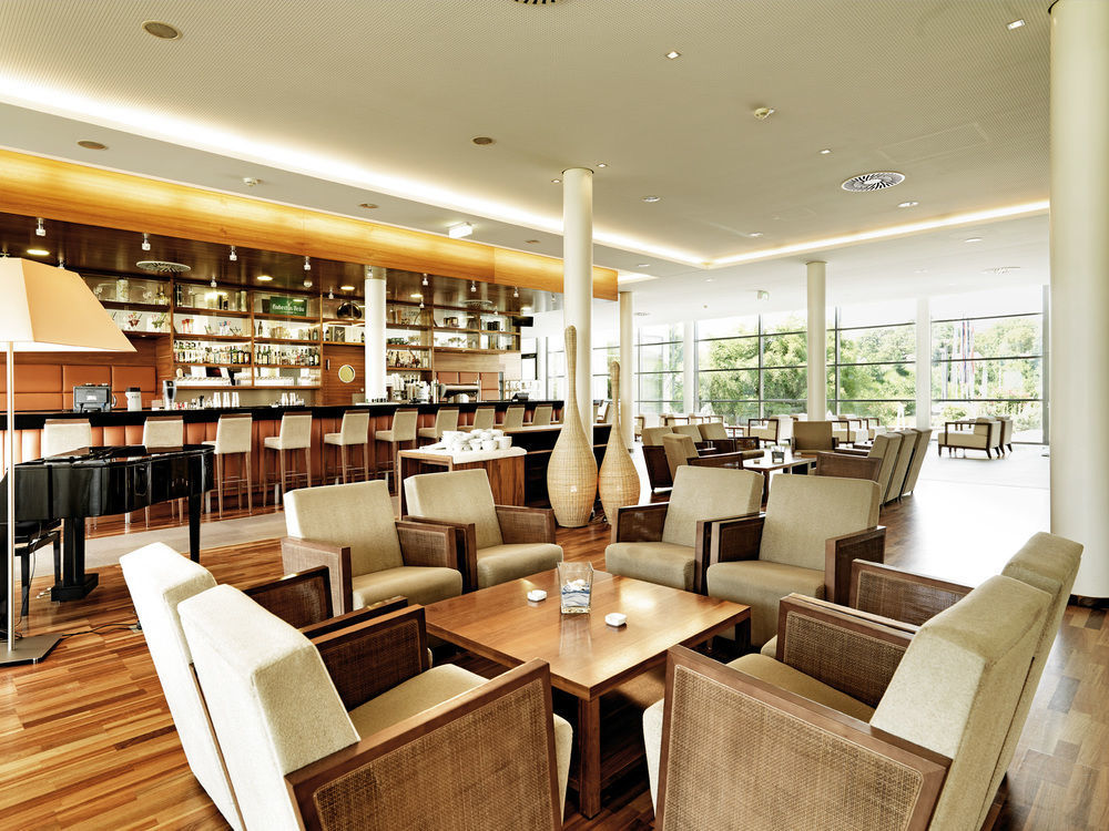 Hotel Therme Laa - & Silent 4*